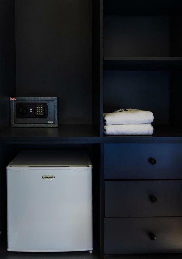 Kalvin Boutique Hotel By Levinsky Market Tel-Aviv ภายนอก รูปภาพ