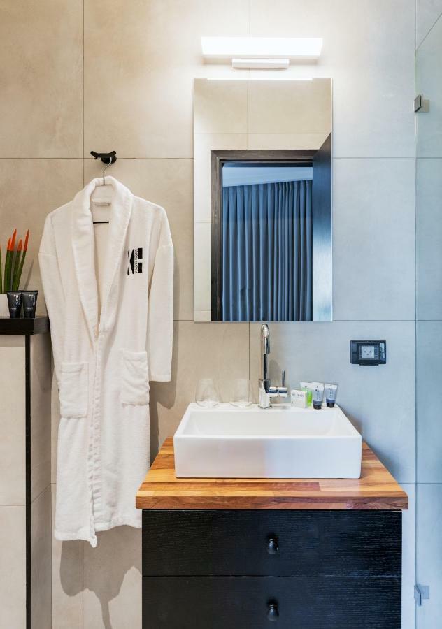 Kalvin Boutique Hotel By Levinsky Market Tel-Aviv ภายนอก รูปภาพ